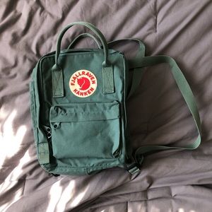 Fjallraven Kanken Mini Backpack in Frost Green